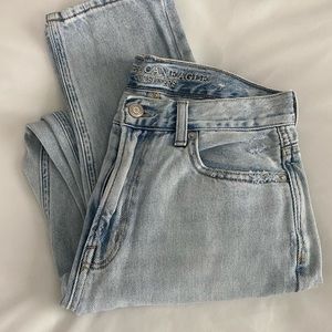 American Eagle Mom Jeans